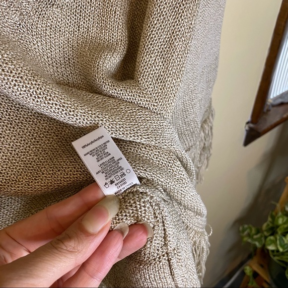 NWT BISHOP + YOUNG V-neck Fringe Sweater Oatmeal M - Picture 11 of 12